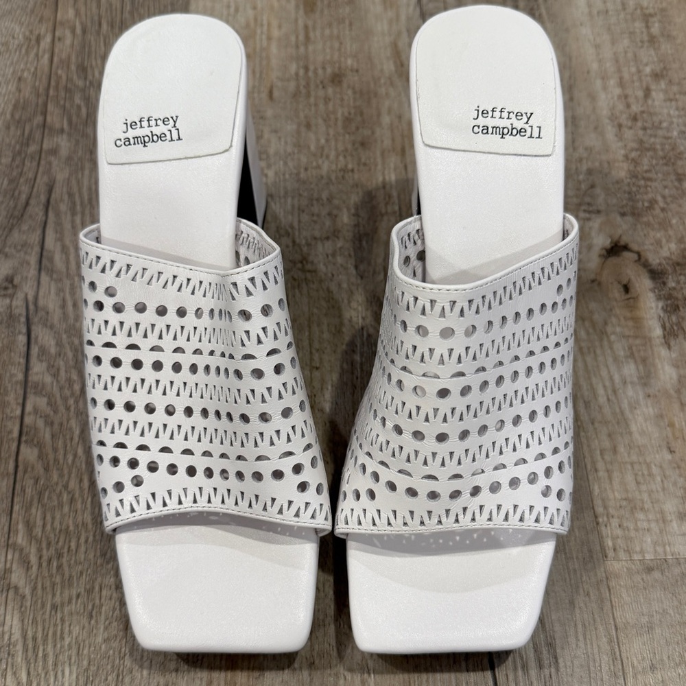 Jeffrey Campbell Women's Caviar Laser Cut Platform Slide Sandal NEW Size 9